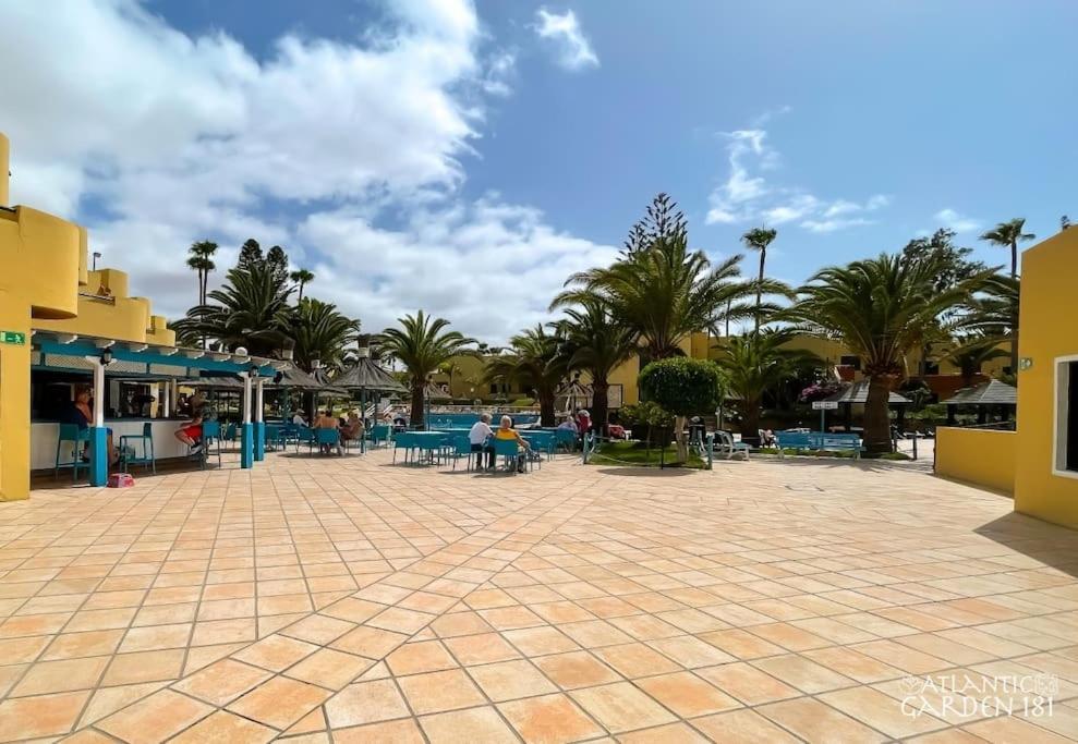 Appartement B-Rent Atlantic Garden 181 à Corralejo Extérieur photo