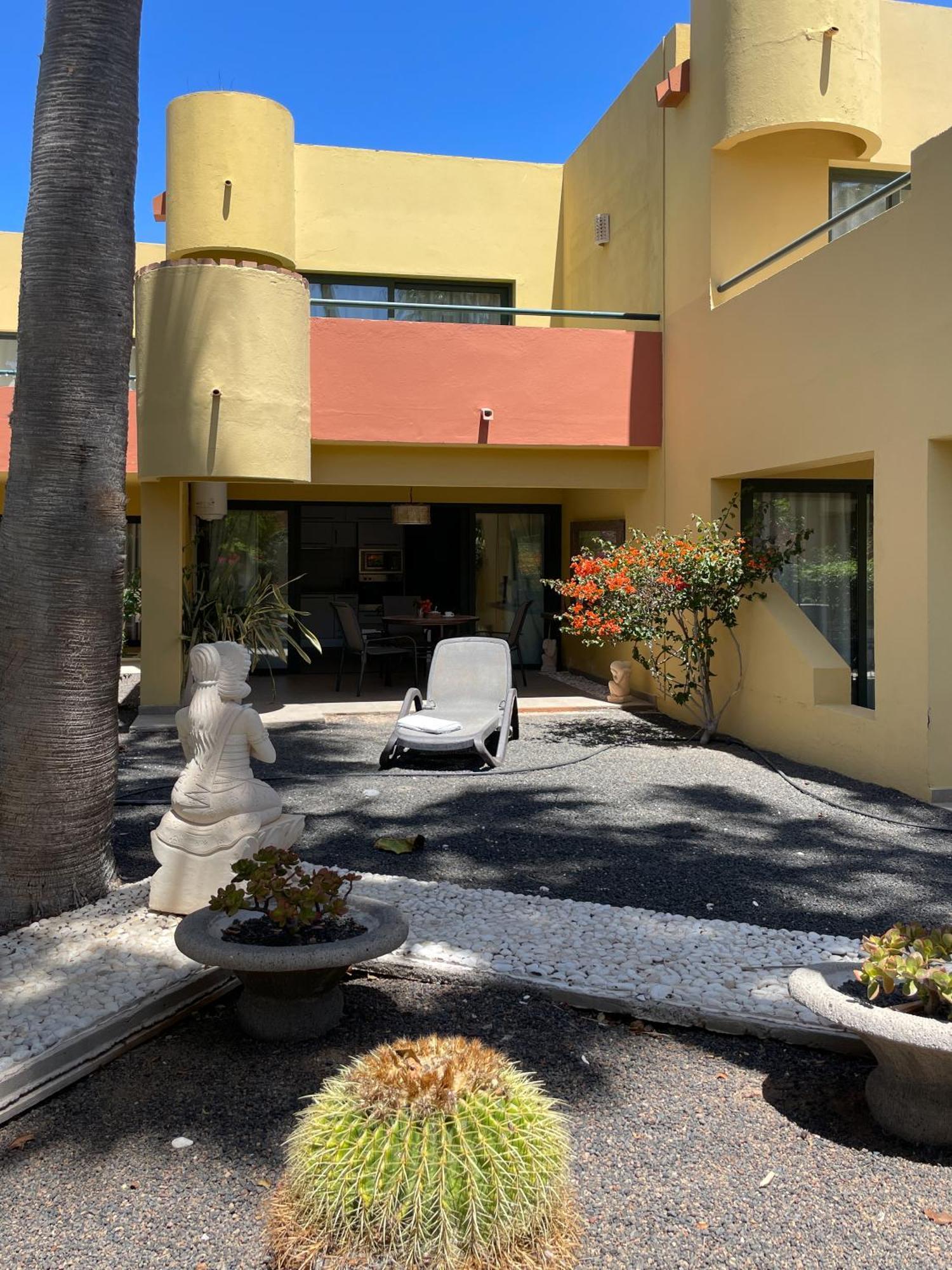 Appartement B-Rent Atlantic Garden 181 à Corralejo Extérieur photo